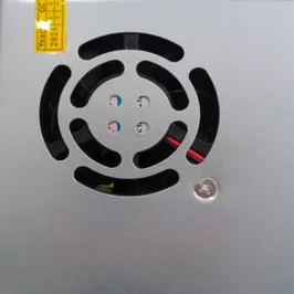 Fuente switching interna de 12V y 20A