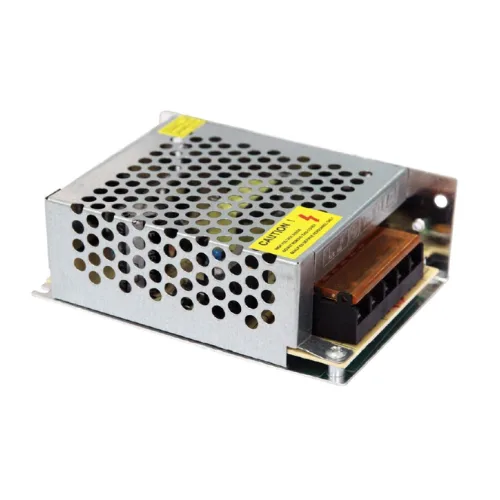 Fuente switching interna de 12V y 5A
